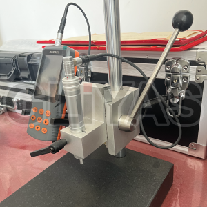 Ultrasonic hardness tester